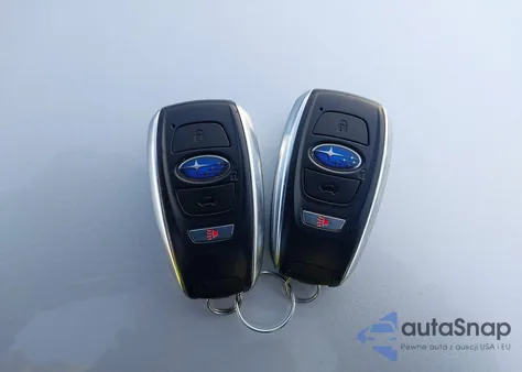 2018 Subaru Legacy 2.5I Sport из США, поврежденный, VIN 4S3BNAR60J3013192